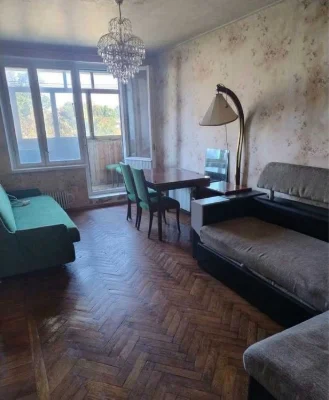 Продам 3к.квартира на 4 поверсі цегляного будинку за 31800.