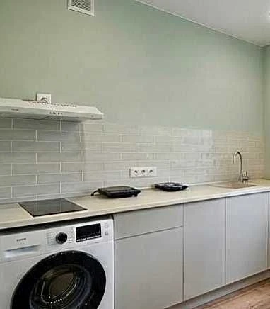 Продам (продаж) гостинку (смарт квартиру). Харків (Харьков).