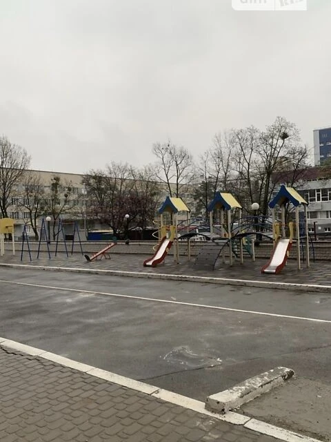 Довготривала оренда 2к квартири на вул. Драгоманова 1К • ID