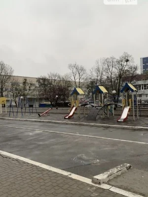 Довготривала оренда 2к квартири на вул. Драгоманова 1К • ID