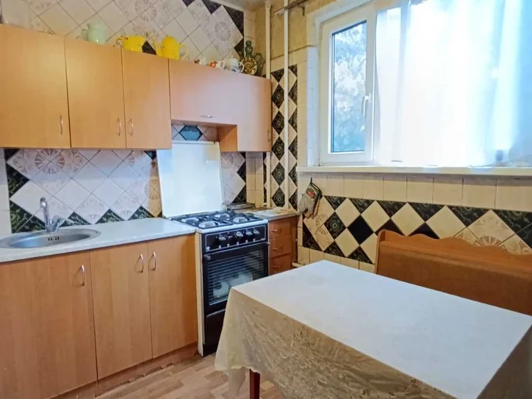 Apartment. Kharkiv, Neskorenykh St. (Heroes of Labor)