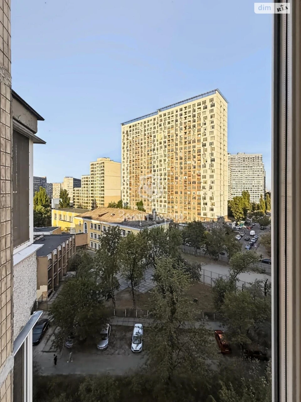 Продаж Квартира Дніпровський