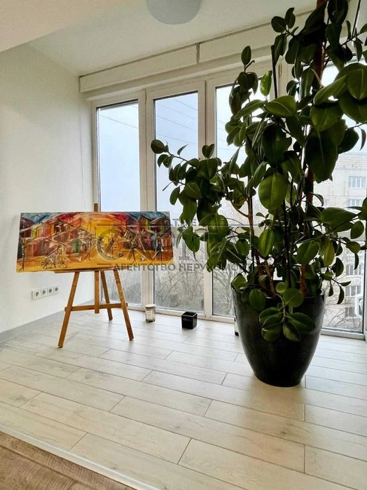 Продаж квартири, вул. Лаврська, Печерськ