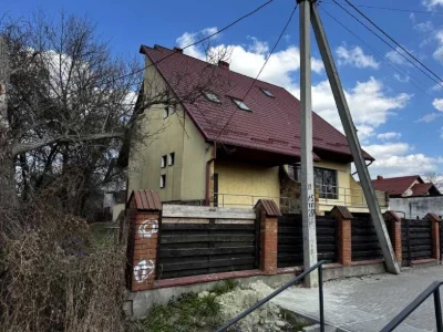 Будинок. Львів, Федора Сеньковича вул.