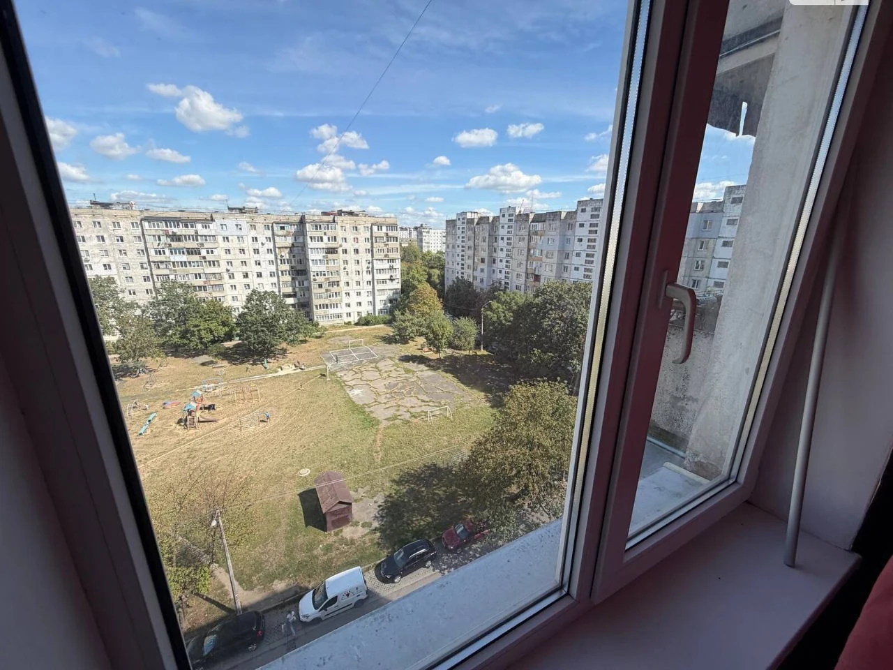 Продаж Квартира Позитрон