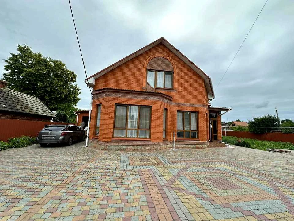Будинок. Хмельницький, вул. Саварчука