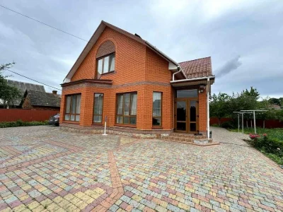 Будинок. Хмельницький, вул. Саварчука