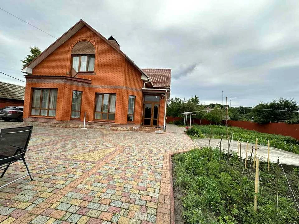 Будинок. Хмельницький, вул. Саварчука