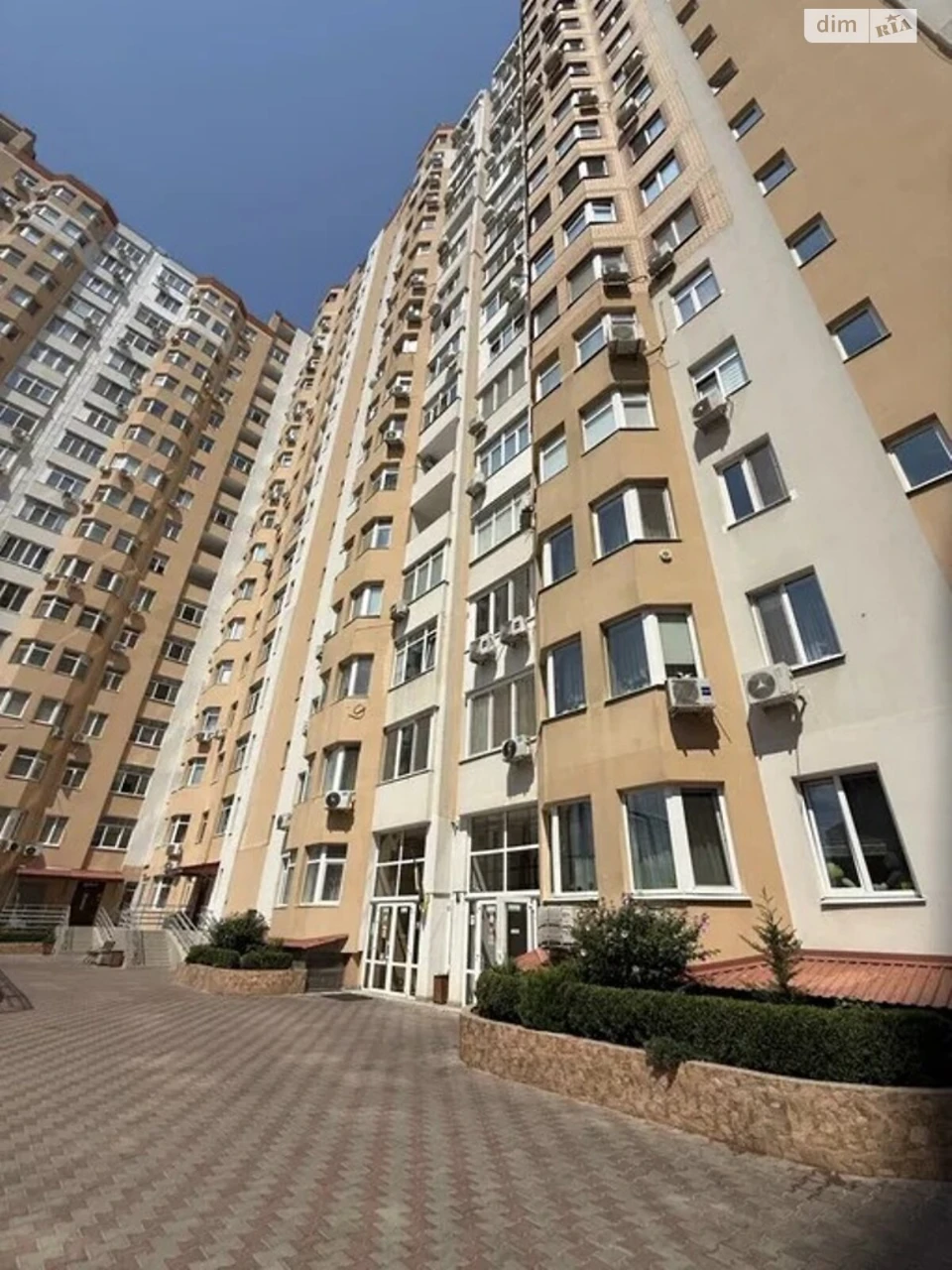 Продажа квартир Приморский.