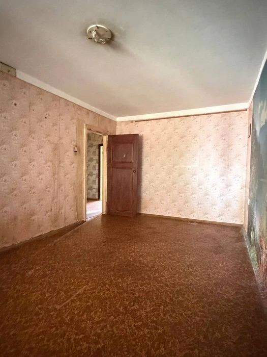 Купити 3 км квартиру 73 м² — просп. Перемоги, 187  Чернігів,