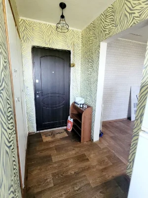 Терміново продам 1к.кв. біля метро Перемога (3хв пішки)
