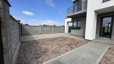 Новий будинок 129,6 м² з 5 сотками та власними комунікаціями