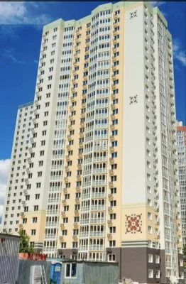 Новий будинок  № 21  Слобожанщина, метро Позняки,видова,без