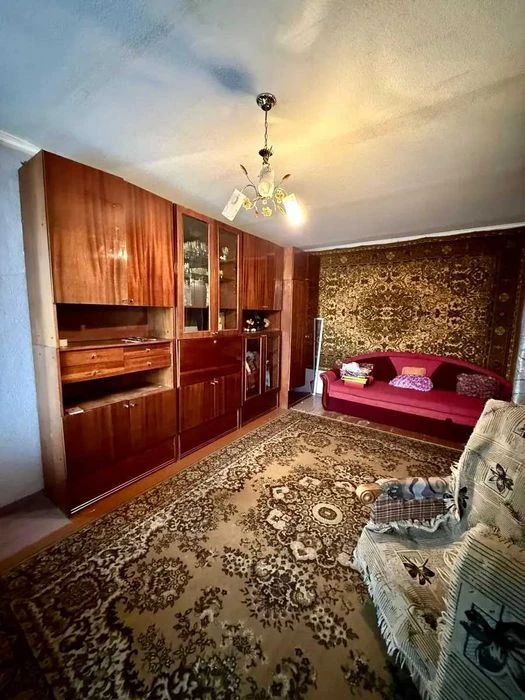 Продам 2к квартиру Степана Бандери вул. Озерка/Лесі Українки
