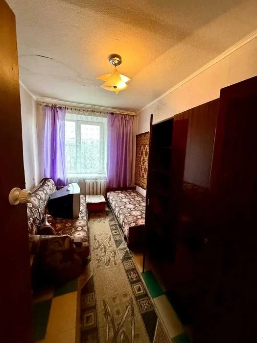 Продам 2к квартиру Степана Бандери вул. Озерка/Лесі Українки