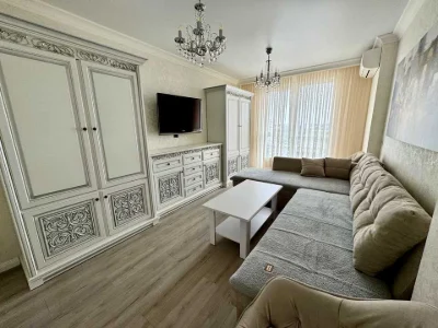 Квартира. Київ, Ревуцького вул.