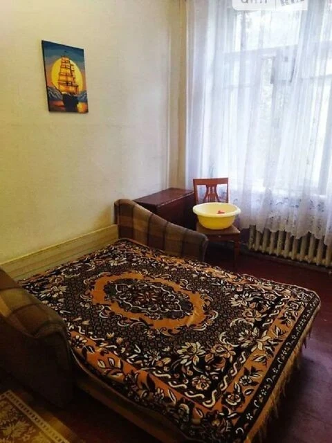 Здам в оренду кімнату на вул. Сирецька 30/1 довгостроково •