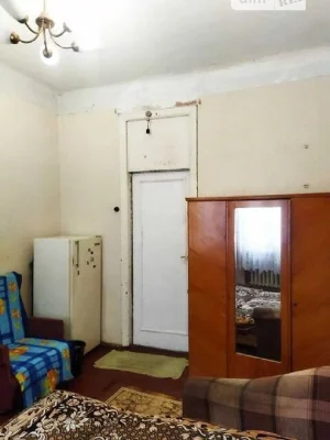 Здам в оренду кімнату на вул. Сирецька 30/1 довгостроково •