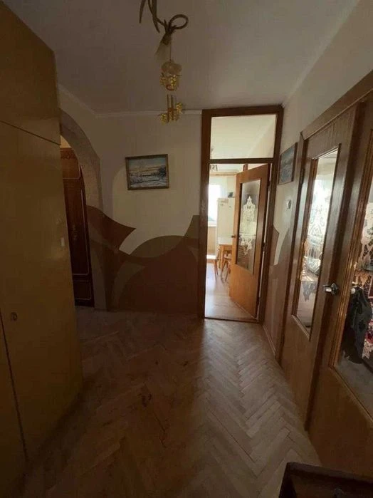 Продаж 4 кімнатна квартира вулиця Величковського