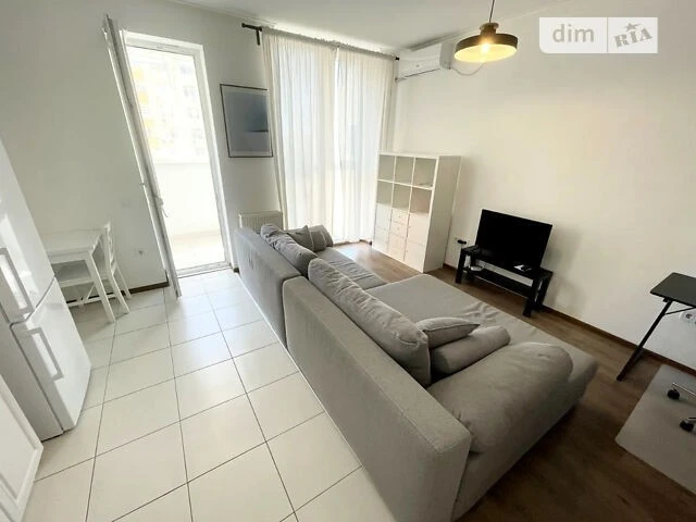 Sale of 1-room apartment 32.7 sq. m. on 37 Sim'yi Kulzhenkiv Street •
