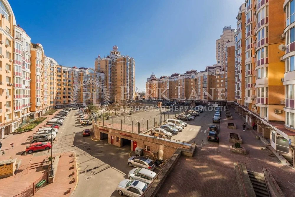 Оболонский, паркомісце в підземному паркінгу, ЖК Оазис, прос