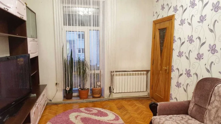 Продается 4 комн. квартира в самом сердце Львова