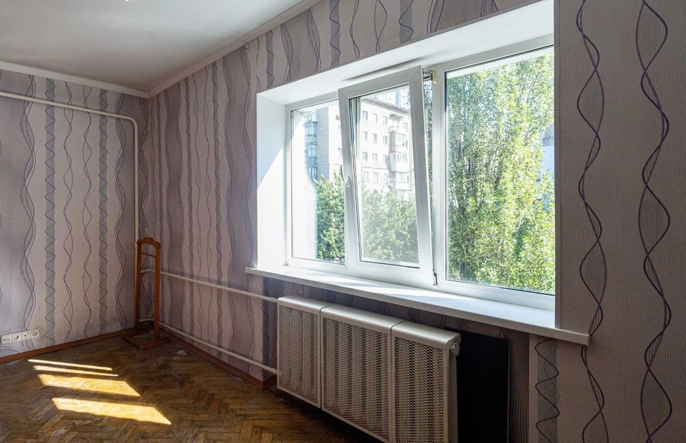 Продаж 2-х кімнатної квартири Багалія 11