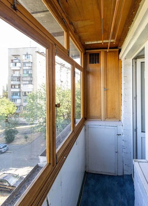 Продаж 2-х кімнатної квартири Багалія 11