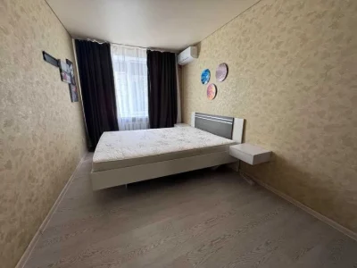 Продам 2к квартиру Гагаріна Науки Підстанція Цегляний будино