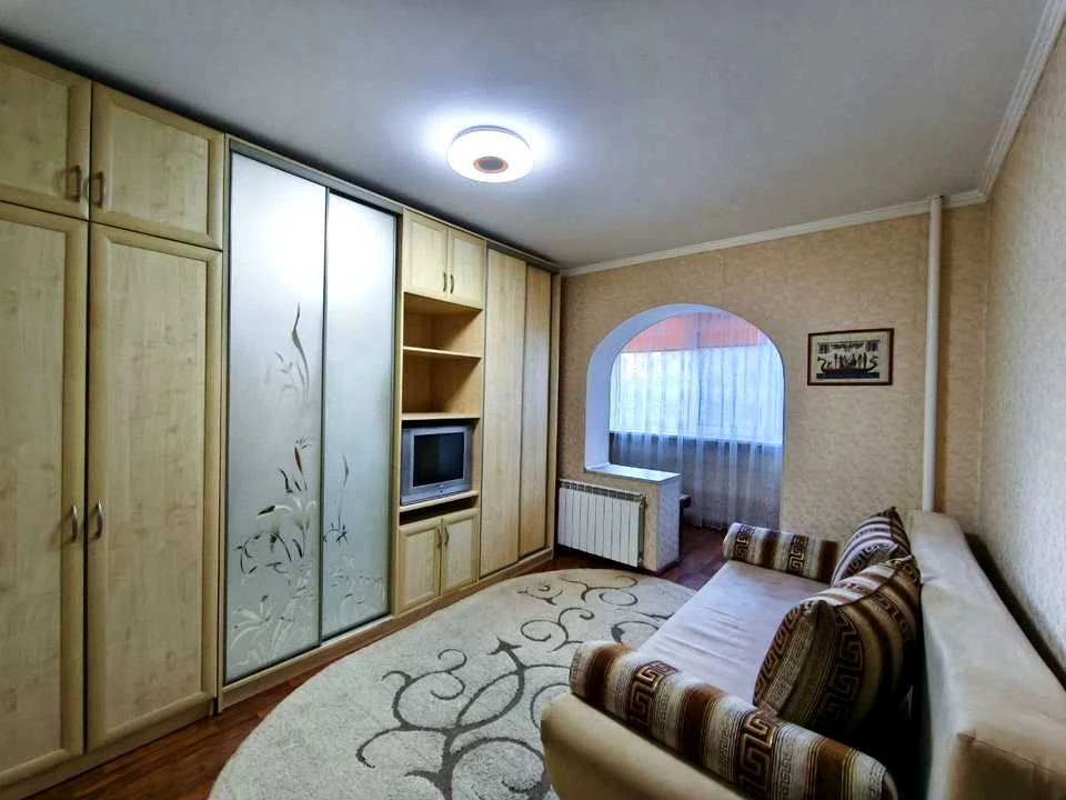 Квартира. Київ, Ревуцького вул.