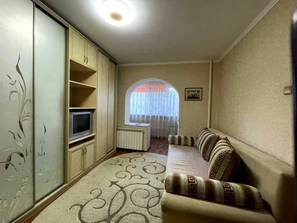 Квартира. Київ, Ревуцького вул.