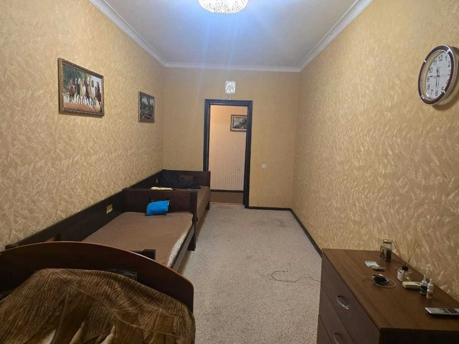 Продам 2-хэтажный дом с ремонтом на Ленпоселке