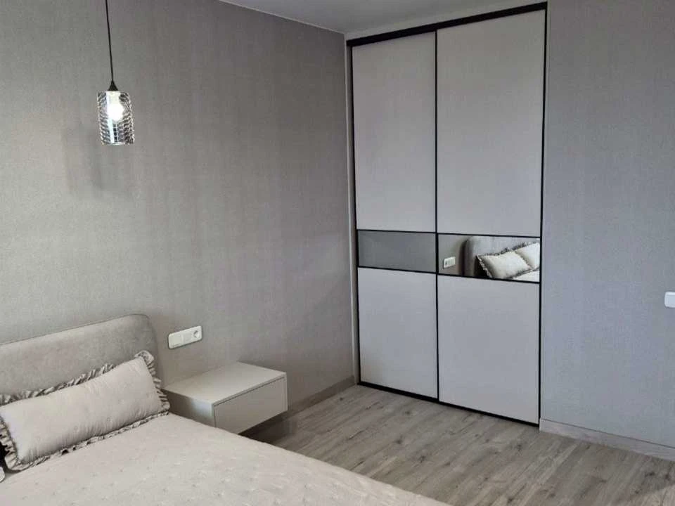 Квартира. Житомир, Театральна вул.