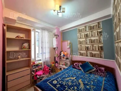 24810 Продам 3-кімнатну квартиру Холодна гора