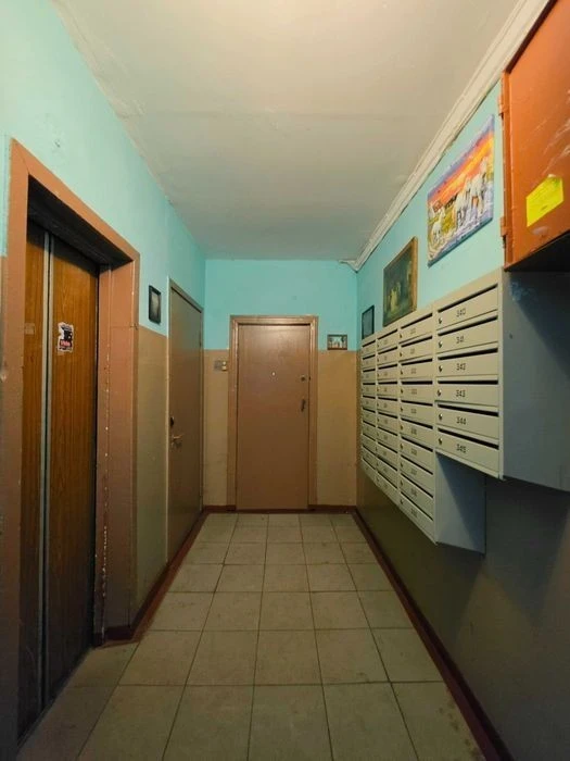 For sale three-room apartment 65m2 with gas near the RayON shopping mall