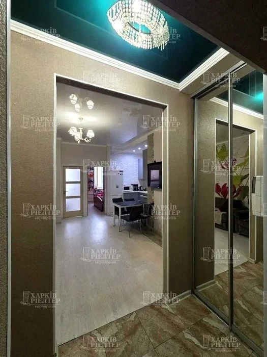24810 Продам 3-кімнатну квартиру Холодна гора