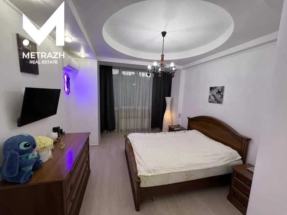 Продам 3-уровневую квартира с террасой и зоной отдыха, Клочк