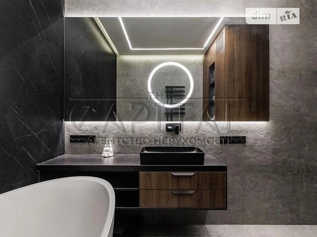 Sale of 3-room apartment 74 sq. m on Volodymyr Ivasyuk Ave. 4-A