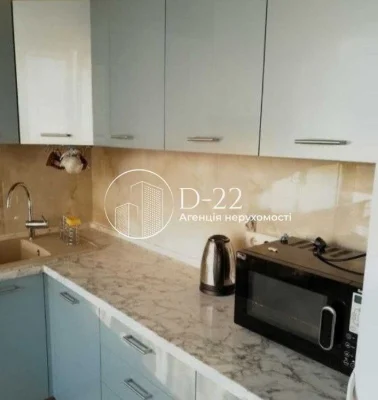 Продаж 2-к кв, вул. Краківська, буд. 27, метро Чернігівська