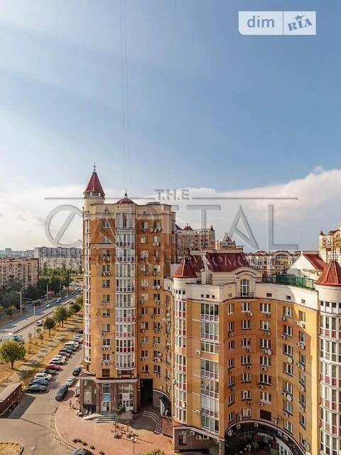 Sale of 3-room apartment 74 sq. m on Volodymyr Ivasyuk Ave. 4-A