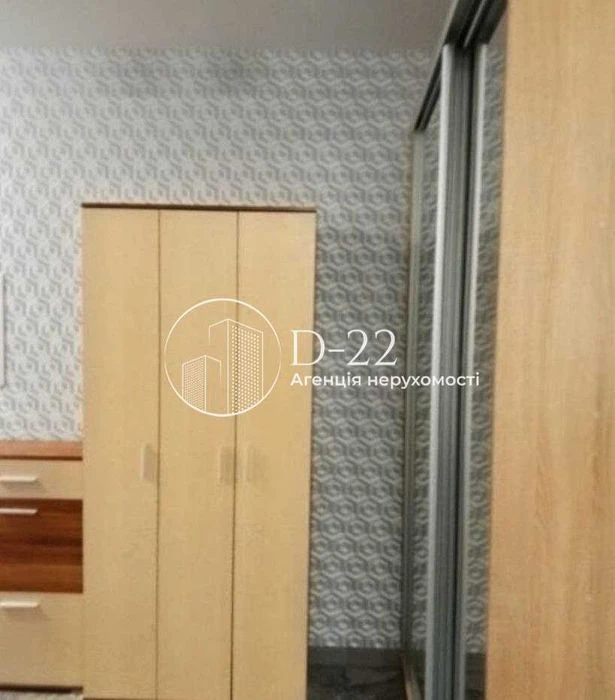 Продаж 2-к кв, вул. Краківська, буд. 27, метро Чернігівська