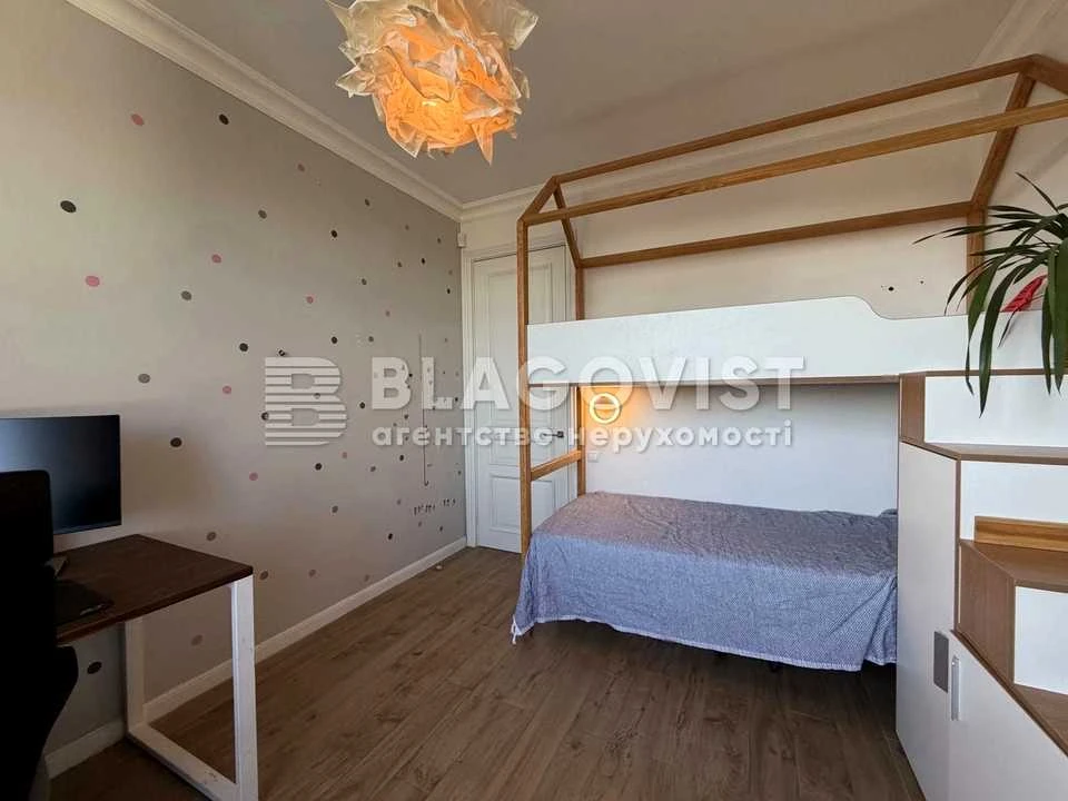 Квартира. Київ, Лук'янівська вул.