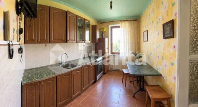 Велика квартира 80 кв.м. в гарному стані. на Добровольського