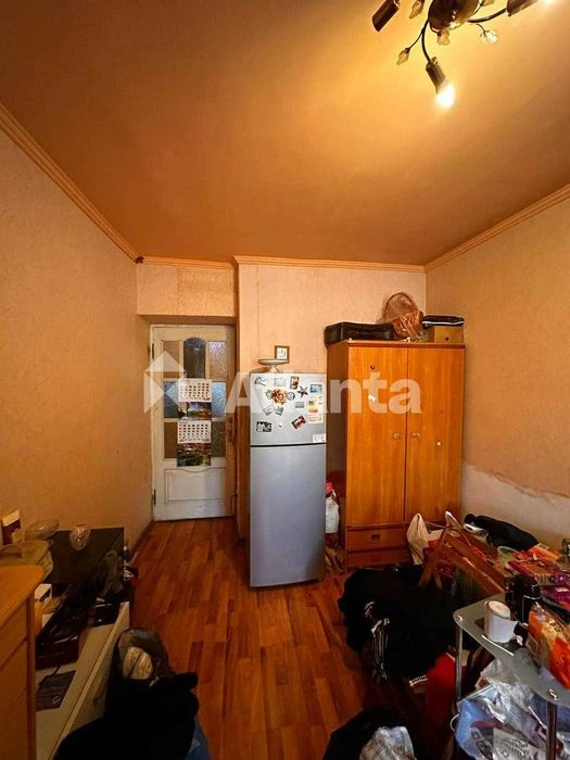 Велика квартира 80 кв.м. в гарному стані. на Добровольського