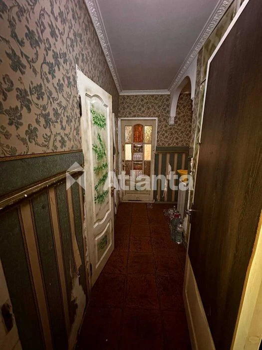 Велика квартира 80 кв.м. в гарному стані. на Добровольського
