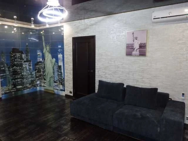 Продам 2-кімн. квартиру, Центр Cмілянська 36 VIP.