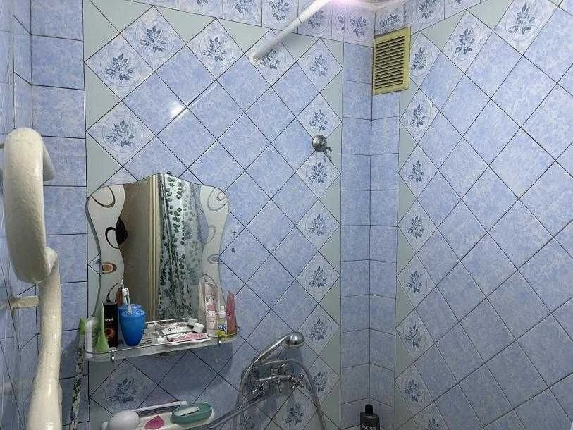 Продам 2 комнатная квартира Одесская