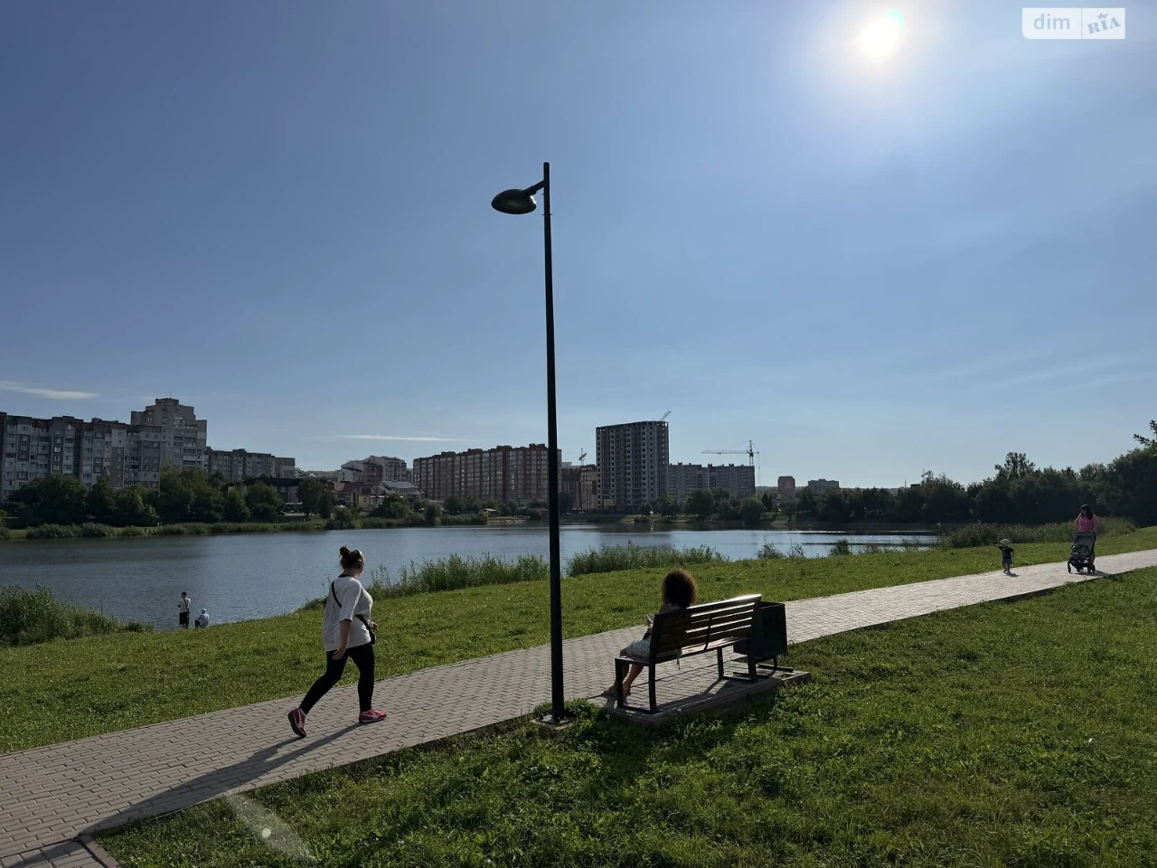 Продаж Квартира Виставка