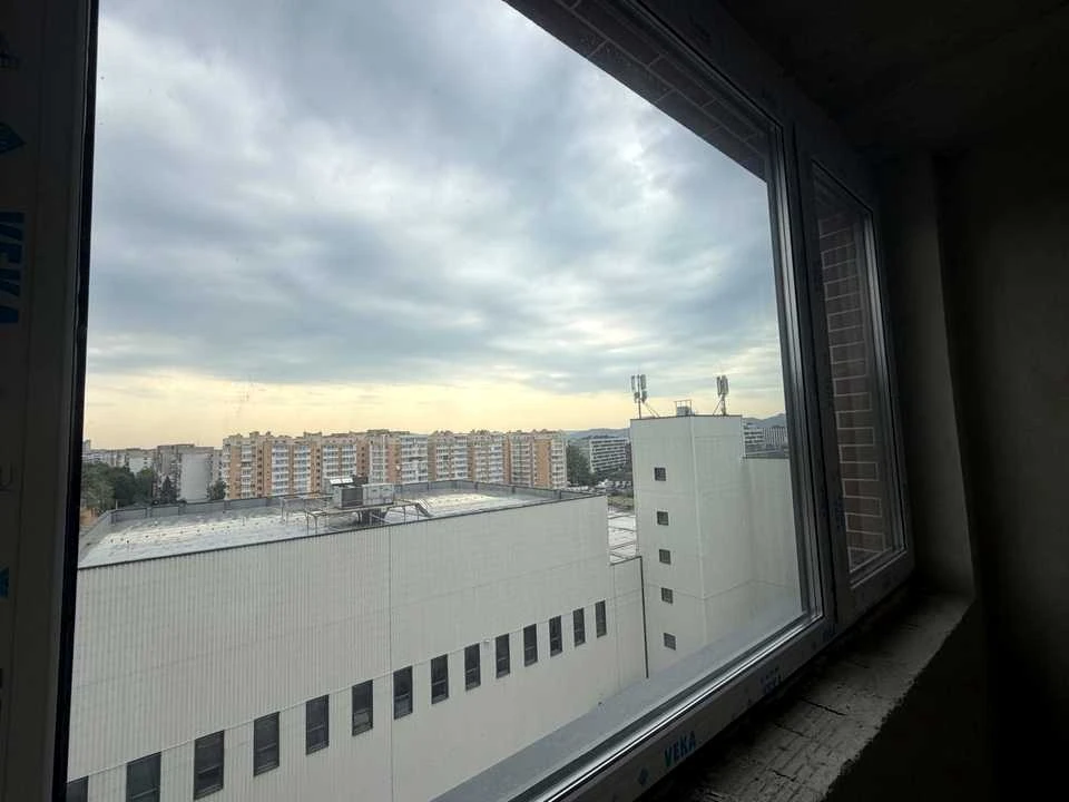 Квартира. Львів, Топольна вул., (Будинок)
