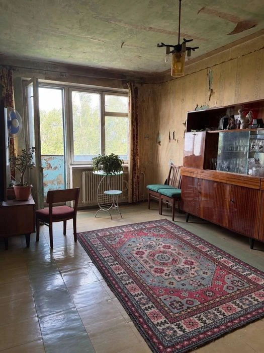 Продаж 3-кім Тополя 1 , 9 поверх 30000$ вчі держпрограми